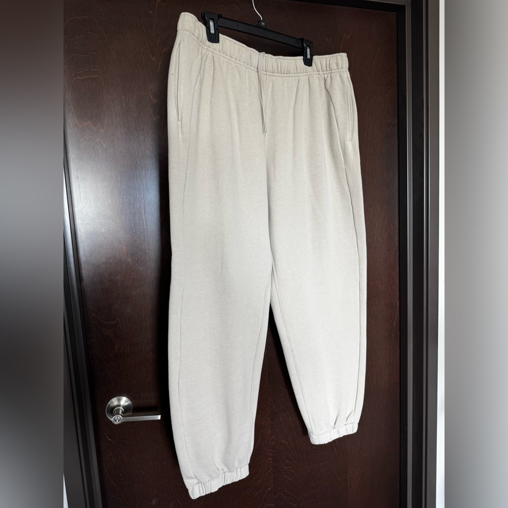 Scuba Mid-Rise Oversized Jogger (Regular)